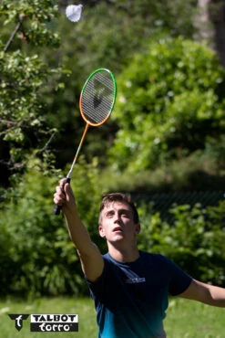 Talbot Torro Badminton Set 4 Attacker Plus -Schlägerausrüstung Geschäft B07PDPPSQ8 PT03